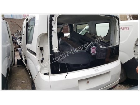 Fiat doblo 4 çıkma arka bagaj kaplaması